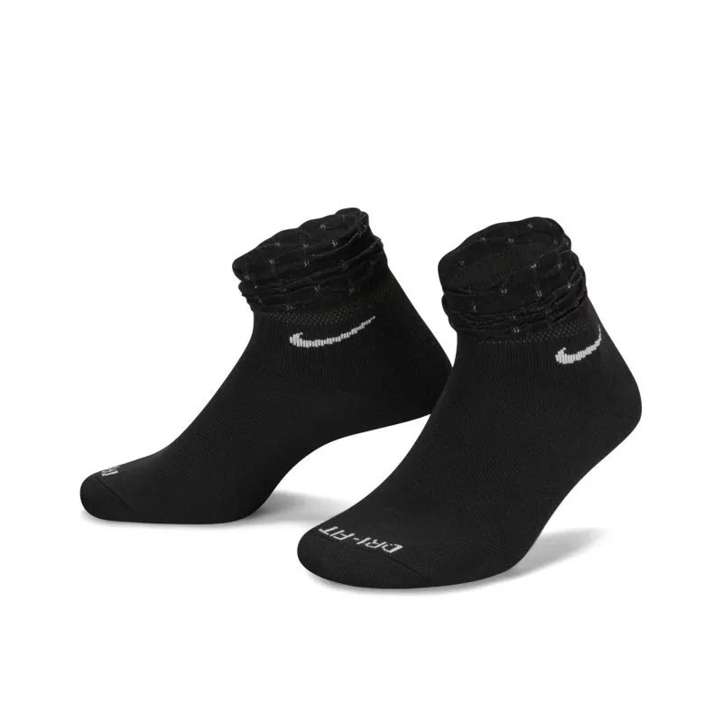 Nike Everyday Dri-FIT Comfort Socks - Stylish Black Training Essentials for Men & Women