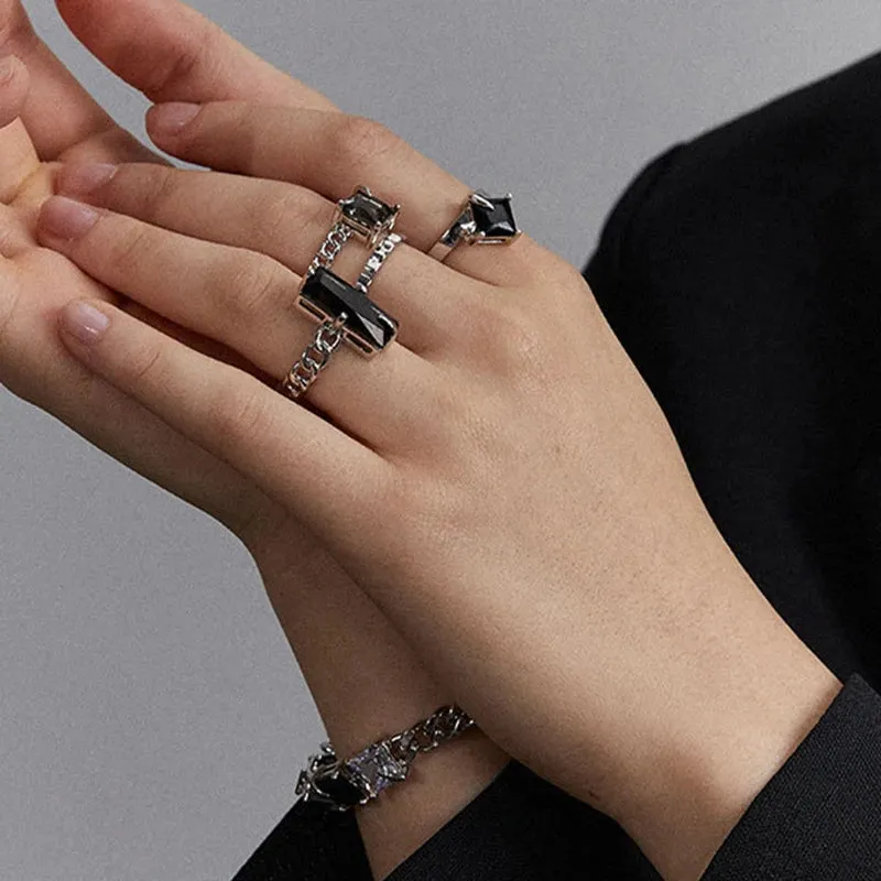 VAIGE Elegant Silver and Black Cubic Zirconia Rectangular Statement Ring